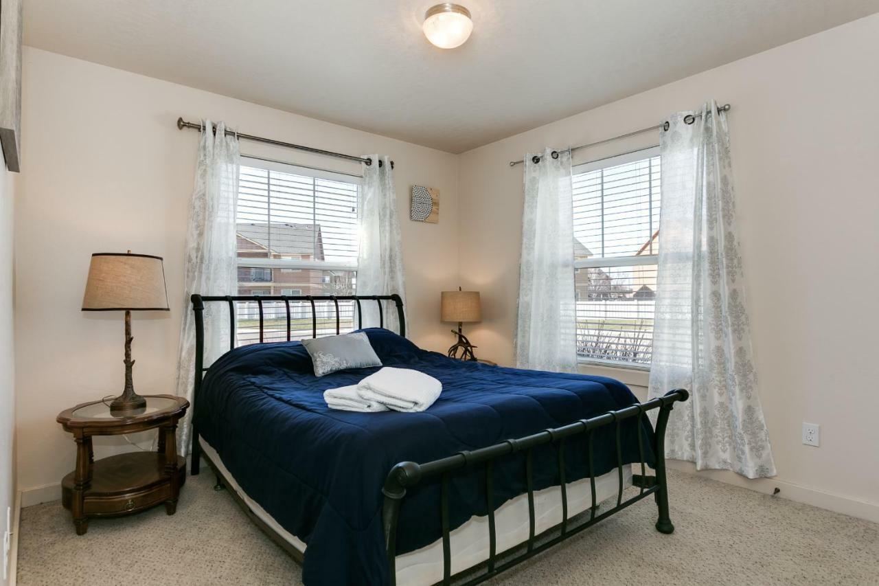 מרידיאן Gray Cloud Townhomes מראה חיצוני תמונה