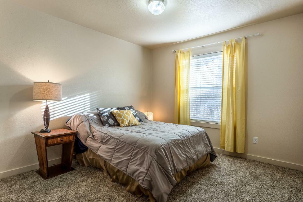 מרידיאן Gray Cloud Townhomes מראה חיצוני תמונה