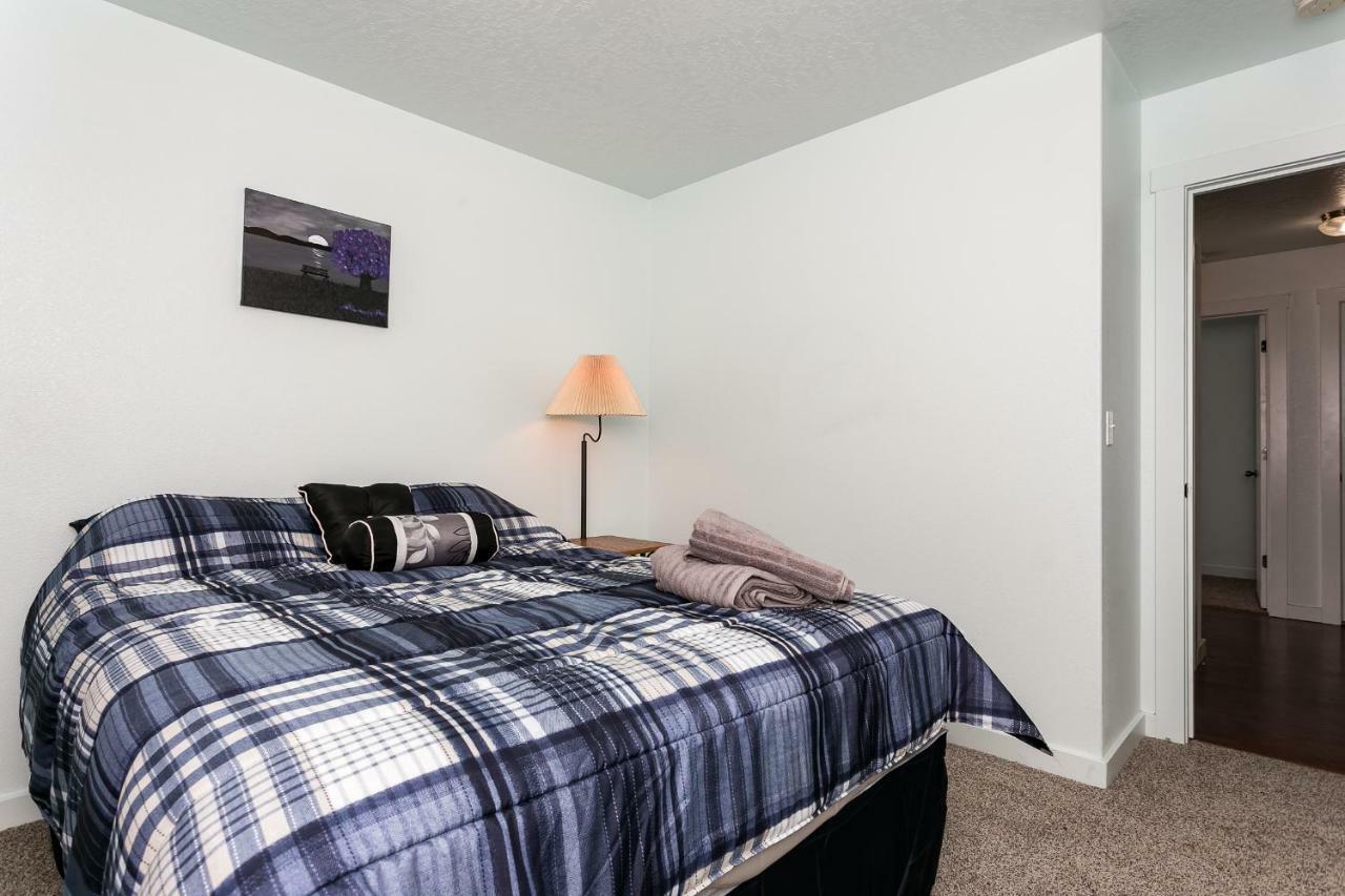 מרידיאן Gray Cloud Townhomes מראה חיצוני תמונה