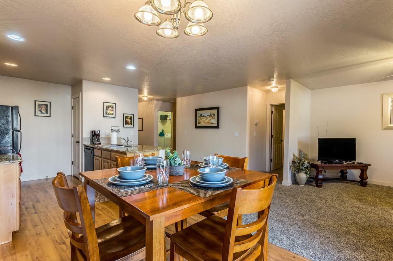 מרידיאן Gray Cloud Townhomes מראה חיצוני תמונה