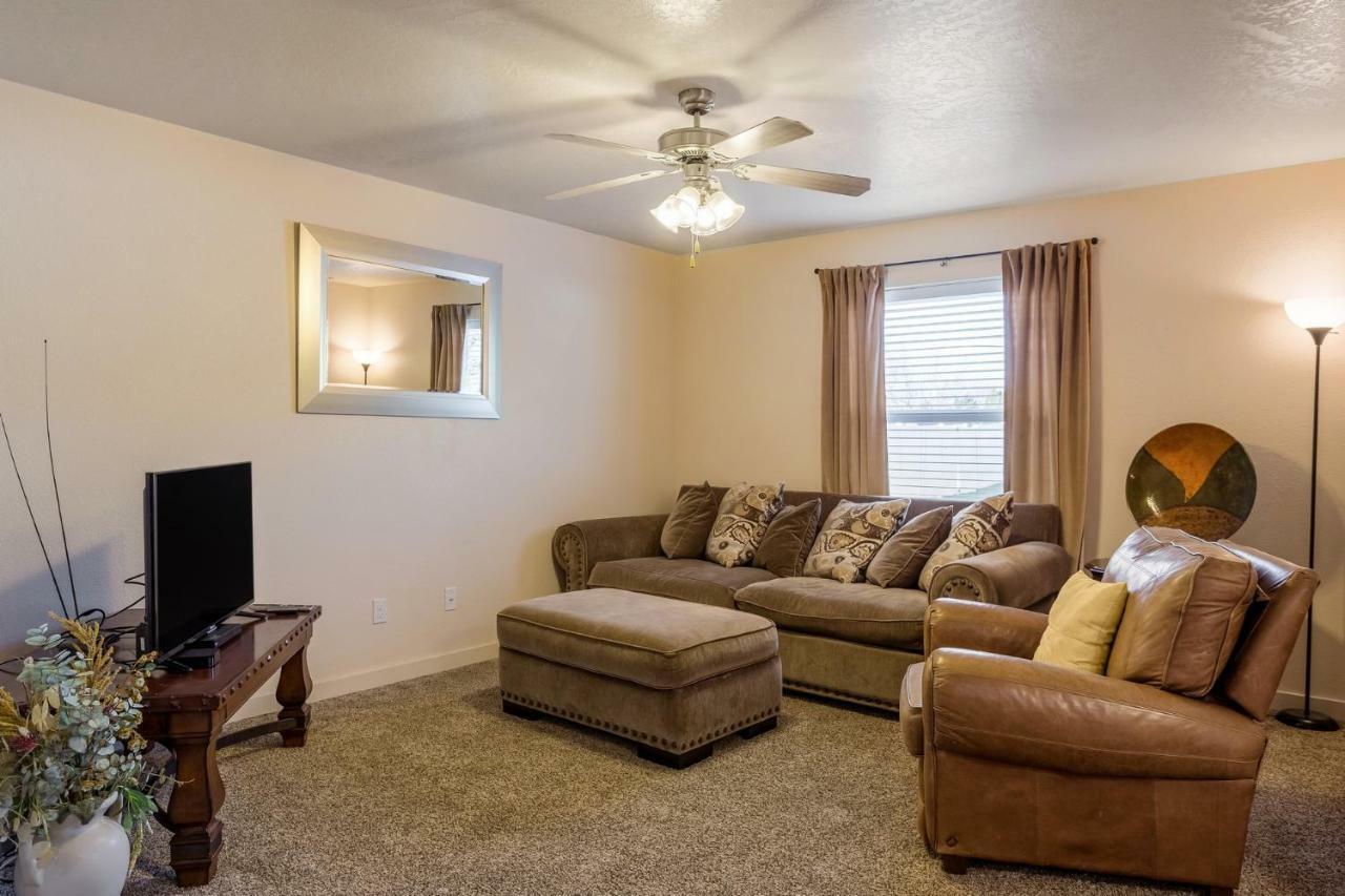 מרידיאן Gray Cloud Townhomes מראה חיצוני תמונה